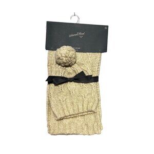 Universal Thread Womens Cable Knit Beanie & Scarf Set Winter Accessories Cream